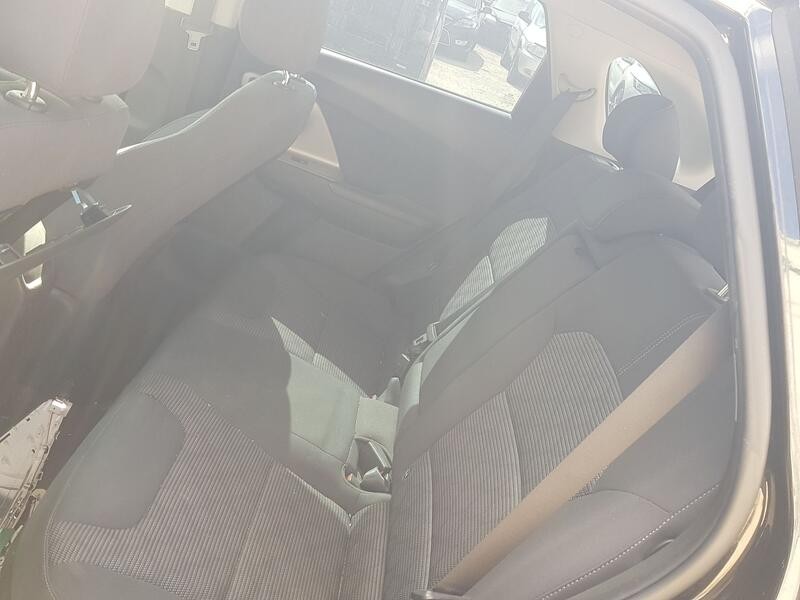 Recambio de asientos traseros para kia niro i (de) 1.6 gdi hybrid referencia OEM IAM   