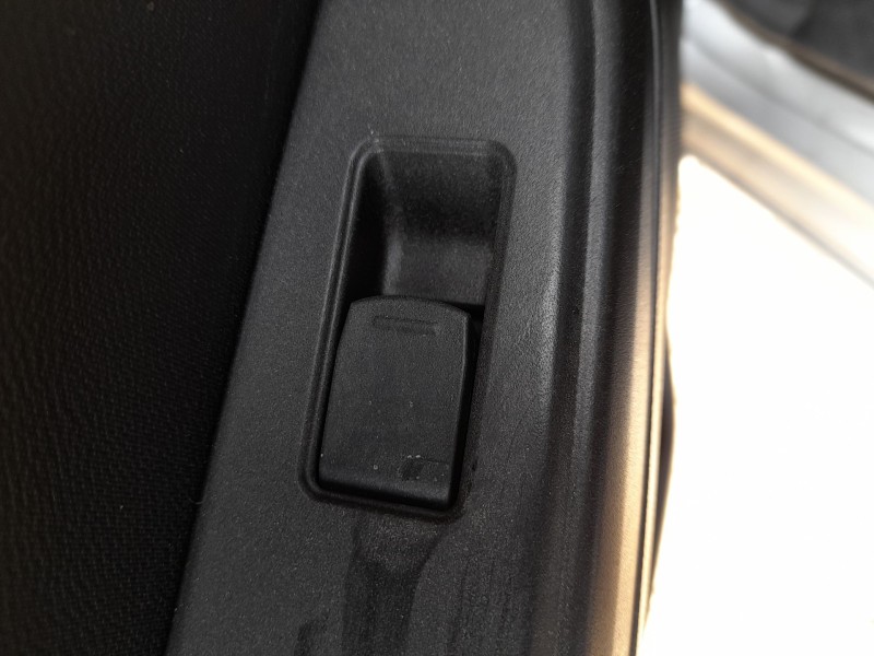 Recambio de mando elevalunas trasero izquierdo para suzuki swift v (az) 1.0 shvs (a2l310) referencia OEM IAM 3799571L00000  