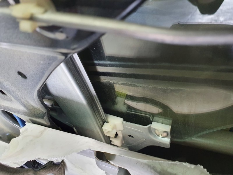 Recambio de elevalunas trasero derecho para chevrolet lacetti sx referencia OEM IAM 94566241  ELECTRICO