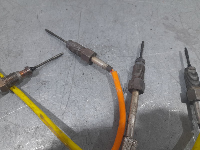 Recambio de sensor para nissan qashqai ii (j11, j11_) 1.5 dci referencia OEM IAM 226586560R 2658000721 DENSO