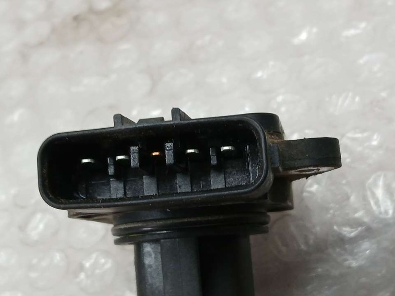 Recambio de caudalimetro para toyota corolla verso (r1) 1.8 luna referencia OEM IAM 2220422010 1974003010 DENSO