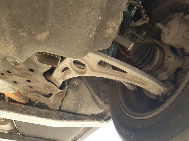 Recambio de brazo suspension inferior delantero izquierdo para kia niro i (de) 1.6 gdi hybrid referencia OEM IAM 54500G2100  