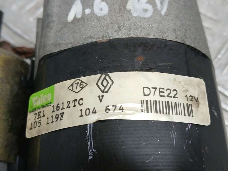 Recambio de motor arranque para renault megane i berlina hatchback (ba0) 1.6e rn referencia OEM IAM 7700274303 D7E22 VALEO