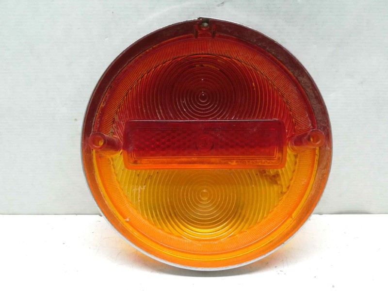 Recambio de piloto trasero izquierdo para seat 850 850n referencia OEM IAM   SOLO TULIPA