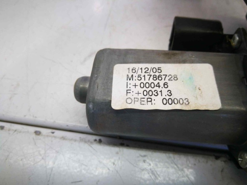 Recambio de elevalunas delantero derecho para fiat grande punto (199) 1.4 16v dynamic referencia OEM IAM 51786728  2 PINS