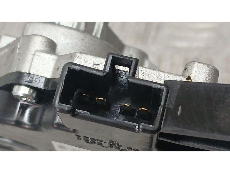 Recambio de motor limpia trasero para kia sportage x-tech 4x2 referencia OEM IAM 987003W000 BOSCH F00S2B2217