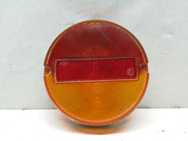 Recambio de piloto trasero derecho para seat 850 850n referencia OEM IAM   SOLO TULIPA