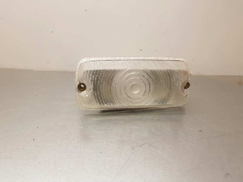 Recambio de piloto delantero derecho para seat 850 850n referencia OEM IAM   