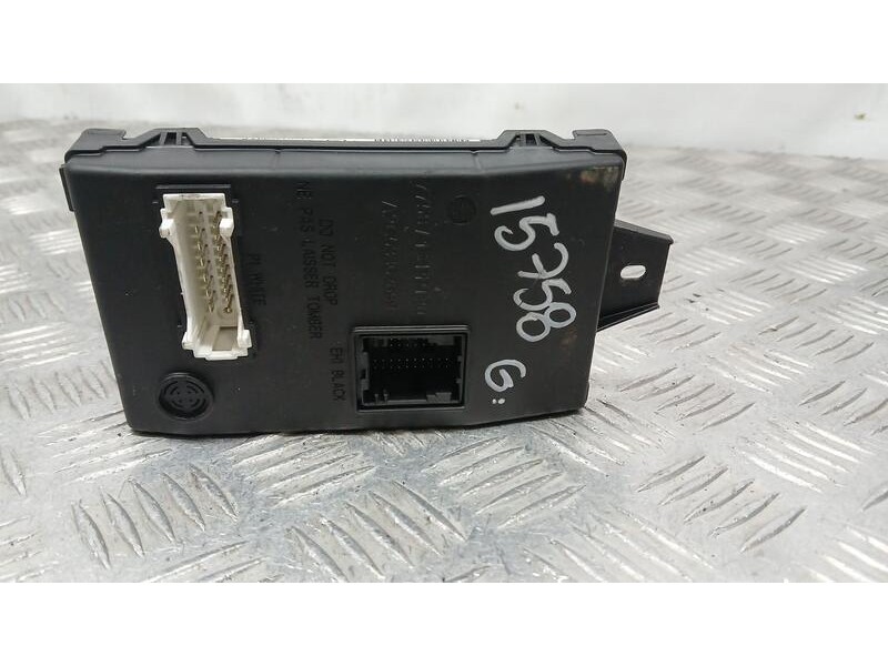 Recambio de modulo electronico para dacia duster ambiance 4x4 referencia OEM IAM 8201068829  A180126007C