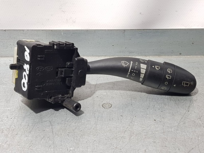 Recambio de mando limpia para hyundai i30cw classic referencia OEM IAM 934202R010  