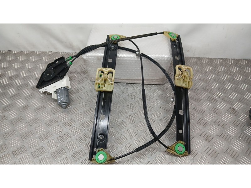 Recambio de elevalunas delantero izquierdo para audi a1 sportback (8xa, 8xf) 1.6 tdi referencia OEM IAM 8X4837461 BROSE 2 PINS E