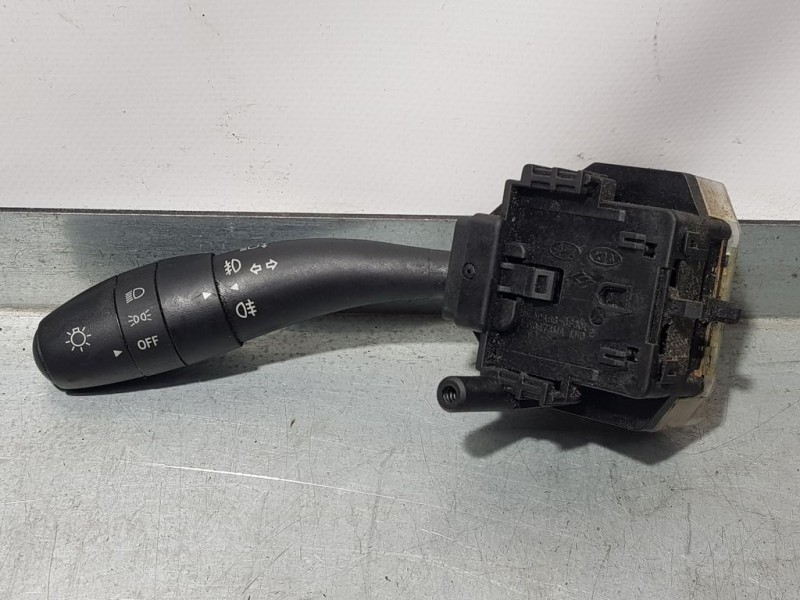 Recambio de mando luces para hyundai i30cw classic referencia OEM IAM   