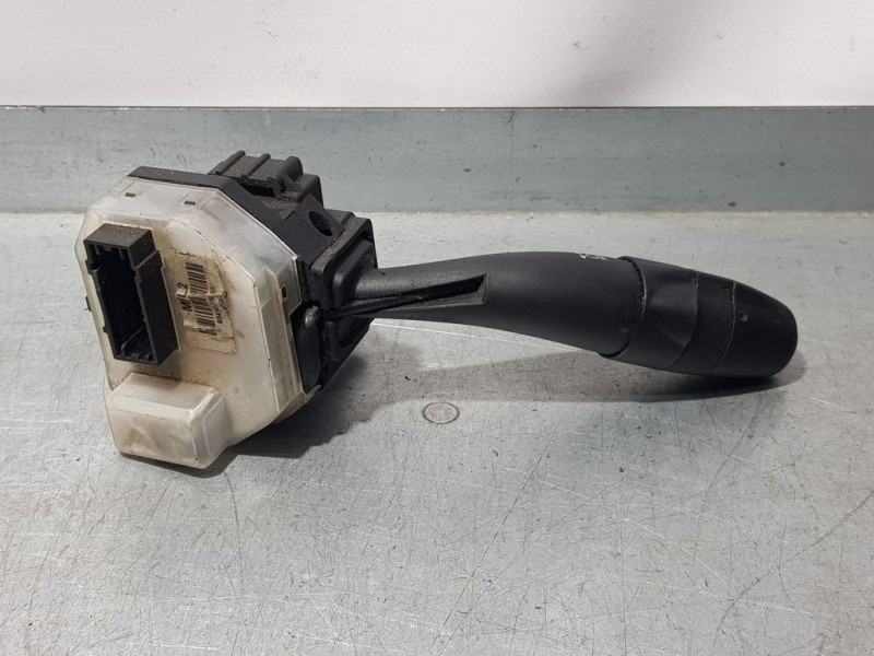 Recambio de mando luces para hyundai i30cw classic referencia OEM IAM   