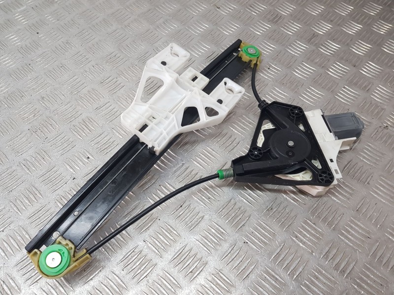 Recambio de elevalunas trasero derecho para audi a1 sportback (8xa, 8xf) 1.6 tdi referencia OEM IAM 8X4839462A  