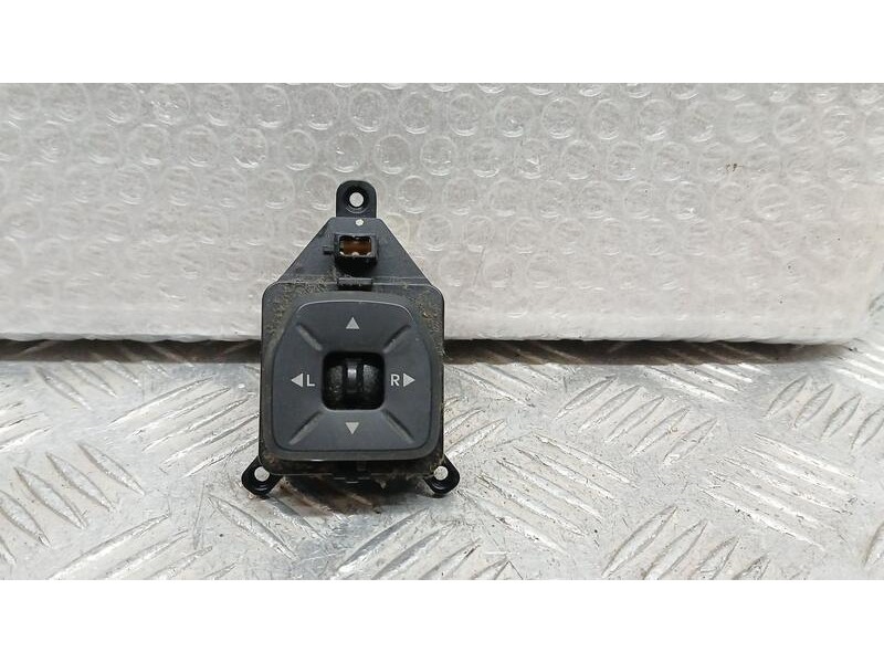 Recambio de mando retrovisor para hyundai ix35 classic 2wd referencia OEM IAM 3834801110  