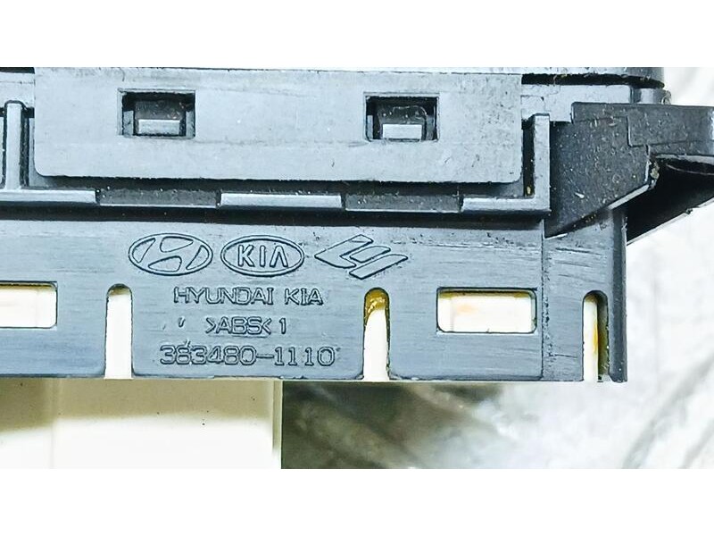 Recambio de mando retrovisor para hyundai ix35 classic 2wd referencia OEM IAM 3834801110  