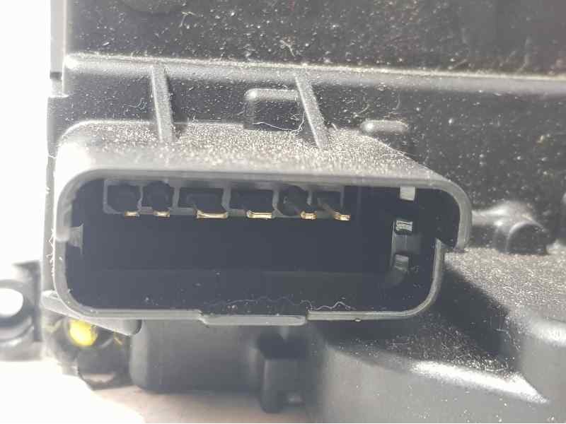 Recambio de cerradura puerta delantera derecha para renault master kombi l1h1 3,0t referencia OEM IAM   6 PINS