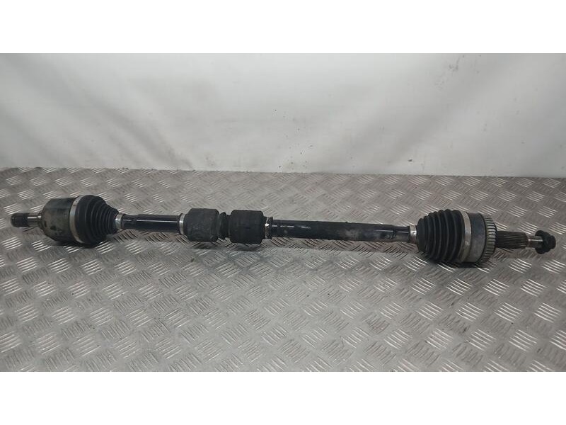 Recambio de transmision delantera derecha para kia sportage x-tech 4x2 referencia OEM IAM 495012Y830  