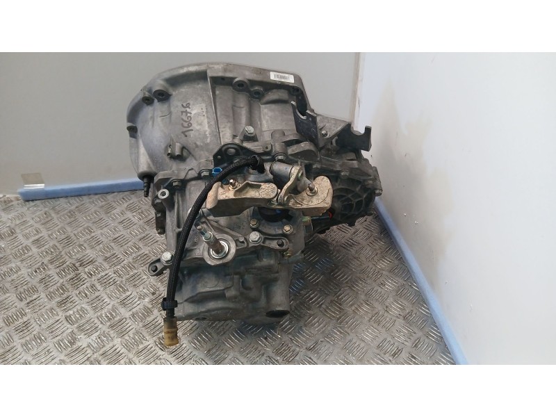 Recambio de caja cambios para renault megane ii coupé-cabriolet (em0/1_) 2.0 16v turbo referencia OEM IAM ND0000 6VELOCIDADES A0