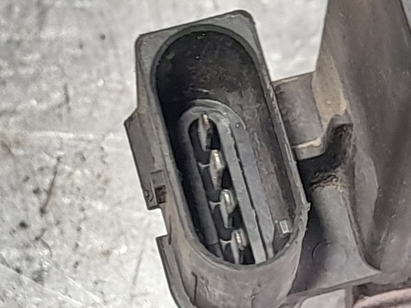 Recambio de pinza freno trasera derecha para peugeot 308 access referencia OEM IAM   ELECTRICA BOSCH