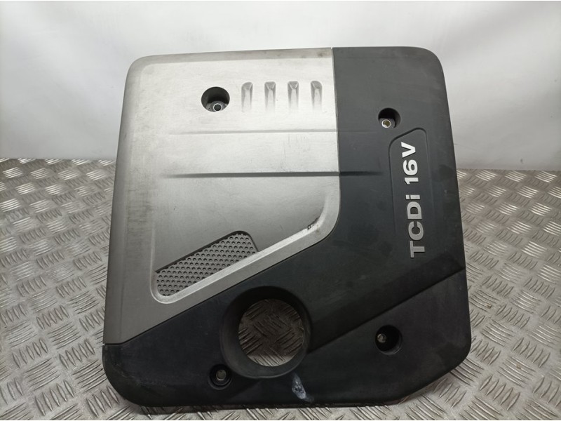 Recambio de tapa motor para chevrolet lacetti sx referencia OEM IAM 96838893  