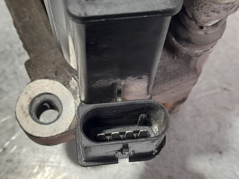 Recambio de pinza freno trasera izquierda para peugeot 308 access referencia OEM IAM   ELECTRICA BOSCH