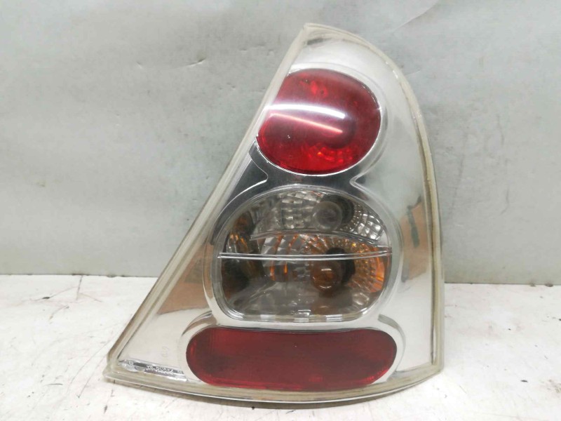 Recambio de piloto trasero derecho para renault clio ii fase i (b/cbo) 1.4 16v referencia OEM IAM   