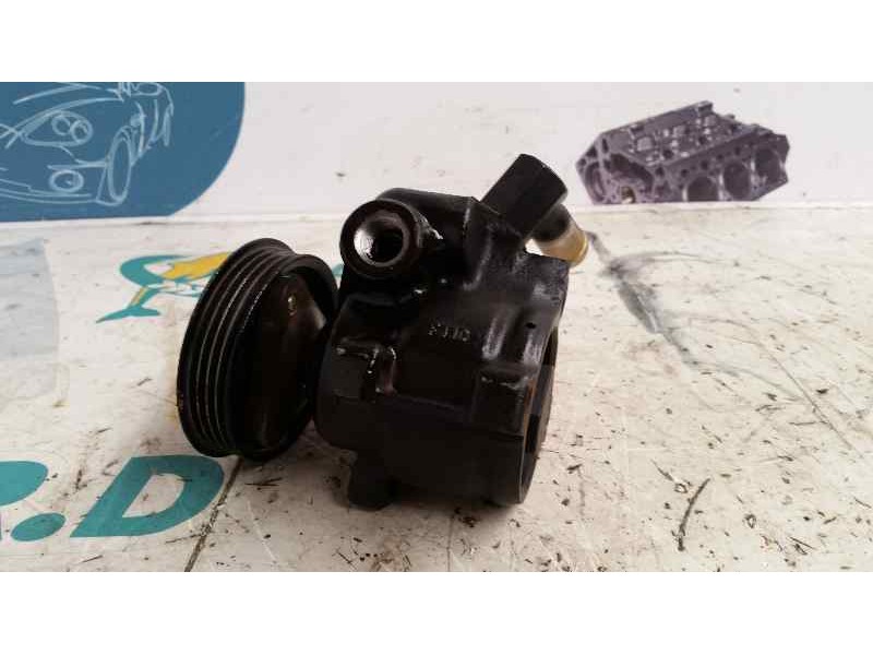 Recambio de bomba direccion para ford focus berlina (cak) ambiente referencia OEM IAM 7HE1500  