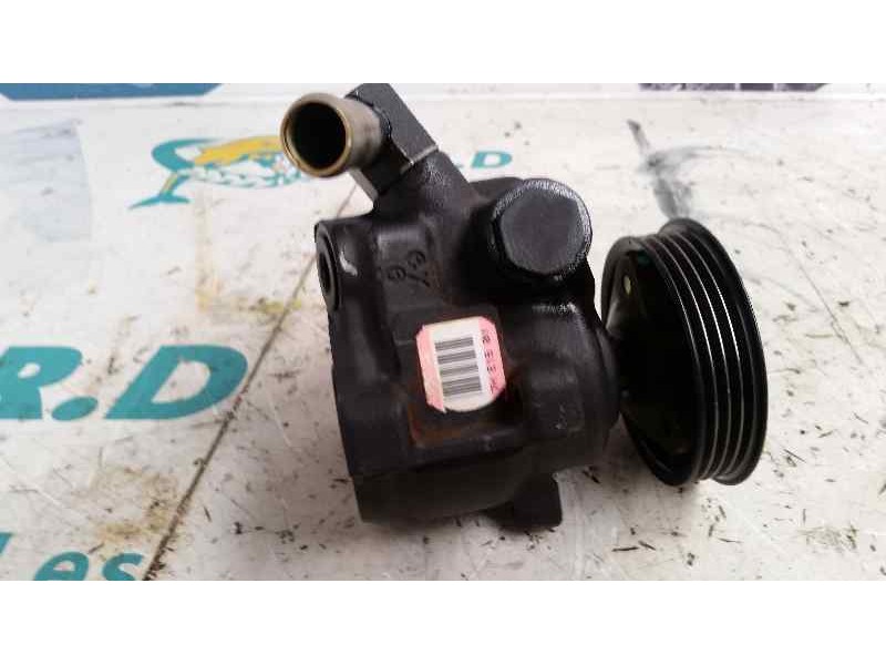 Recambio de bomba direccion para ford focus berlina (cak) ambiente referencia OEM IAM 7HE1500  