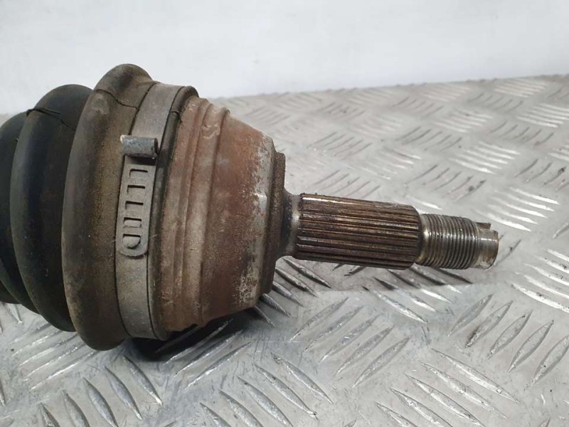 Recambio de transmision delantera izquierda para ford escort cabrio xr3i referencia OEM IAM SIN REF  