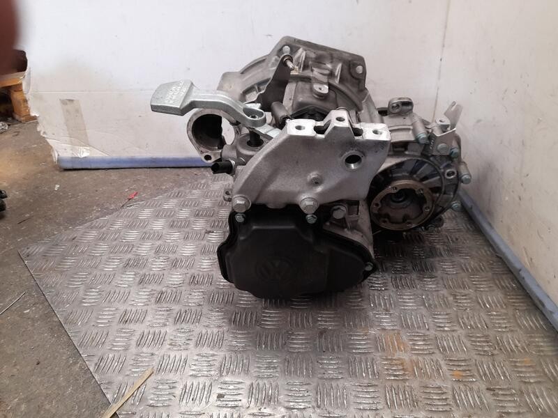 Recambio de caja cambios para volkswagen golf v berlina (1k1) sportline referencia OEM IAM JCR23037 5 VELOCIDADES 640070