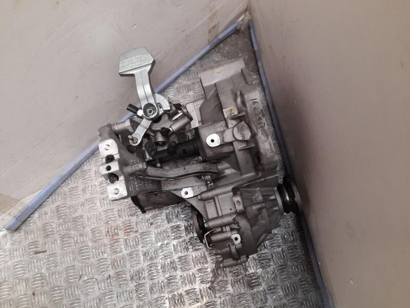 Recambio de caja cambios para volkswagen golf v berlina (1k1) sportline referencia OEM IAM JCR23037 5 VELOCIDADES 640070