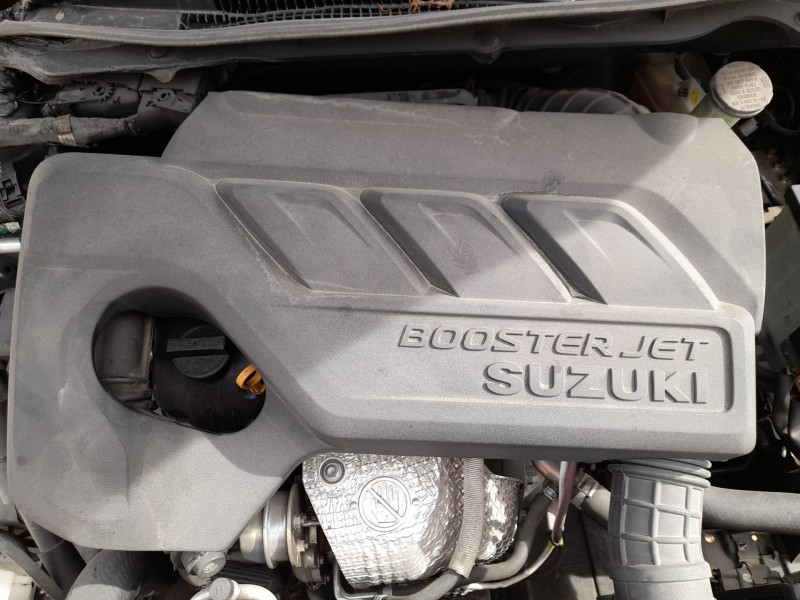 Recambio de tapa motor para suzuki swift v (az) 1.0 shvs (a2l310) referencia OEM IAM 1317052R40000  