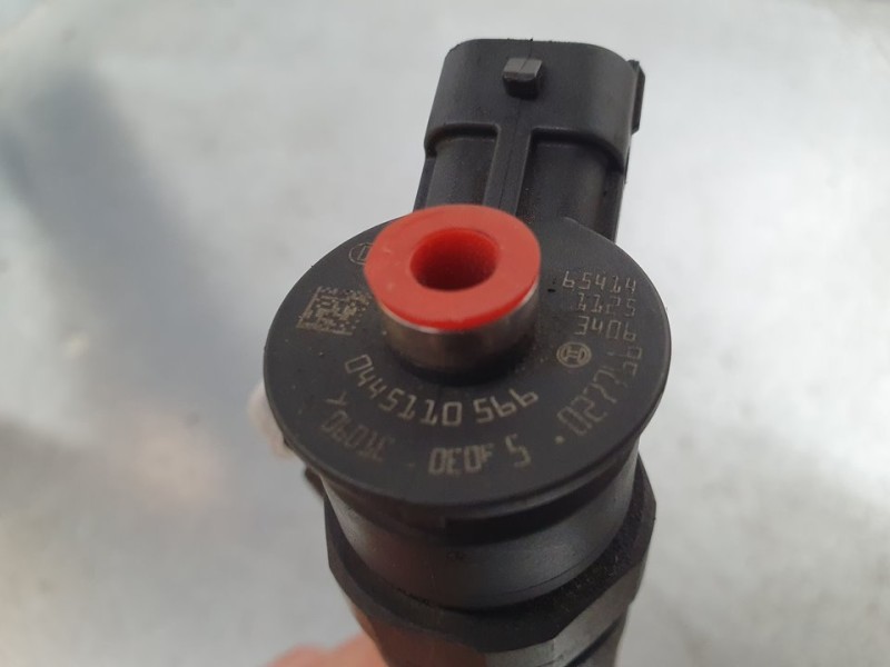 Recambio de inyector para citroën c3 1.6 blue-hdi fap referencia OEM IAM 027766 0445110566 