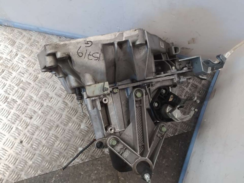 Recambio de caja cambios para nissan qashqai (j10) acenta referencia OEM IAM JRQS2GST 8200367222 5VELOCIDADES