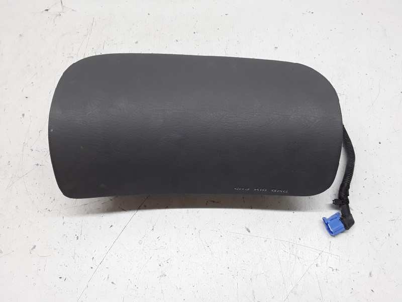 Recambio de kit airbag para kia sephia 1.6 cat referencia OEM IAM 0K2AA677F0A  