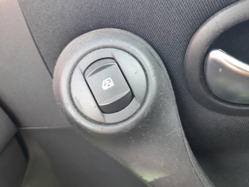 Recambio de mando elevalunas delantero derecho para renault megane ii coupé-cabriolet (em0/1_) 2.0 16v turbo referencia OEM IAM 