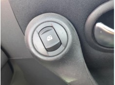 MANDO ELEVALUNAS DELANTERO DERECHO 8200352608 