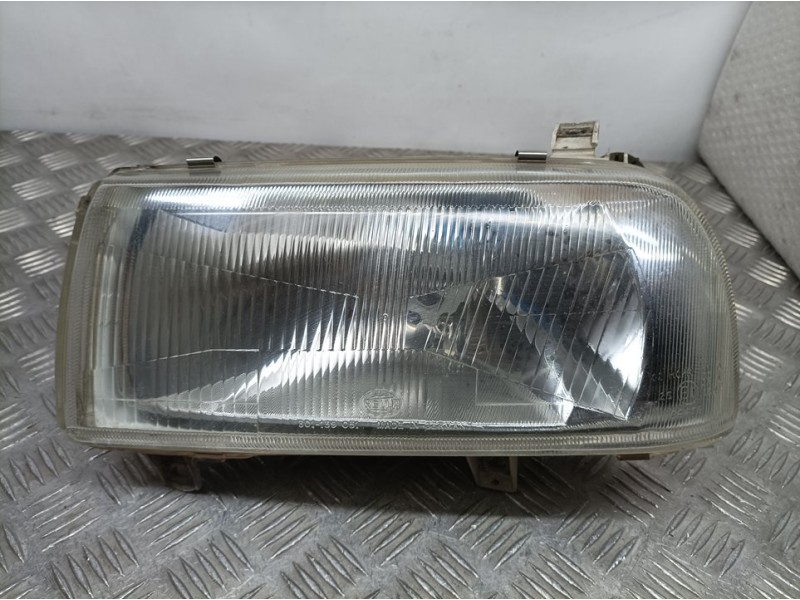 Recambio de faro izquierdo para volkswagen vento (1h2) cl referencia OEM IAM 301139051  HELLA
