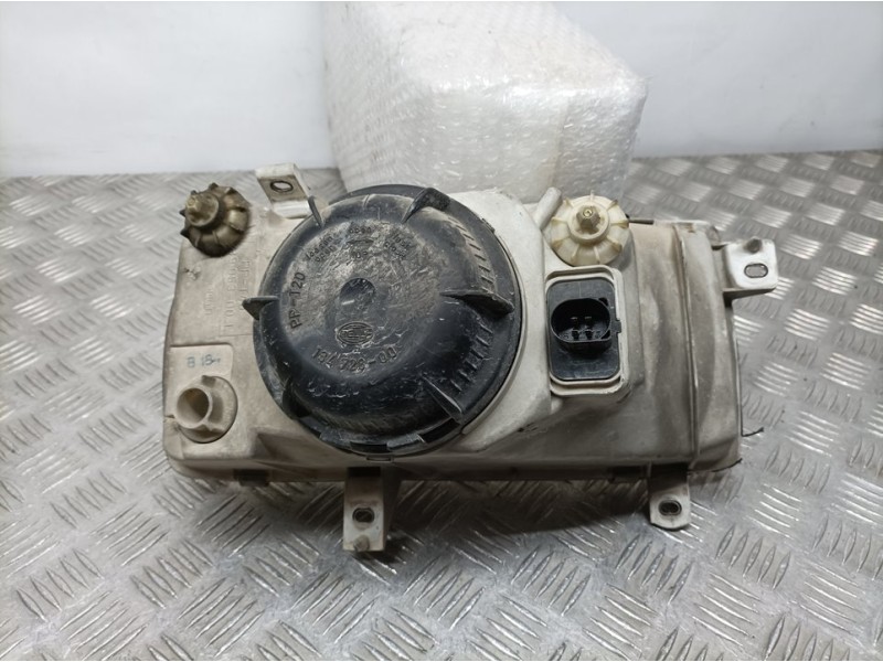 Recambio de faro izquierdo para volkswagen vento (1h2) cl referencia OEM IAM 301139051  HELLA