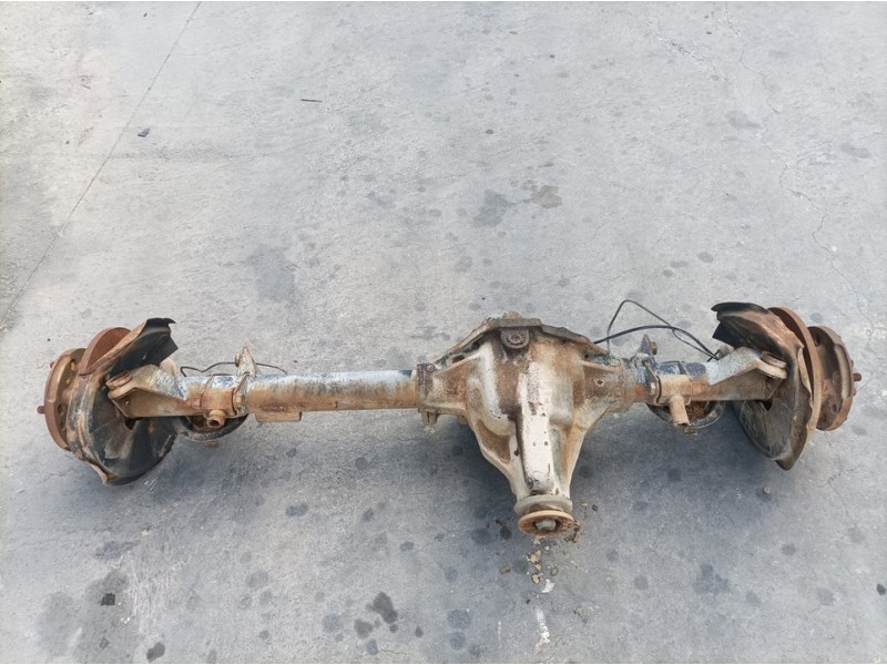 Recambio de puente trasero para land rover defender (ld) 2.5 td5 referencia OEM IAM C08HA004027 1000001414300 DISCO 5 TORN