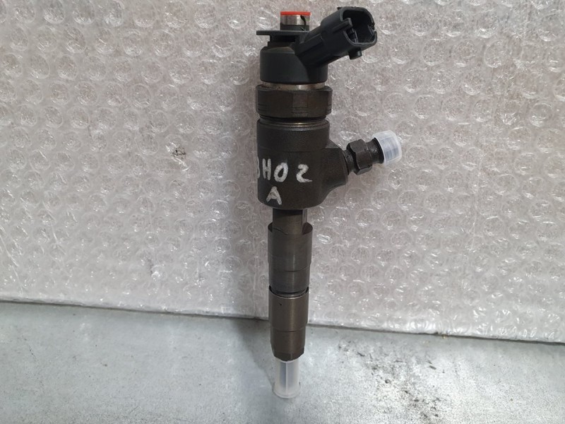 Recambio de inyector para citroën c3 1.6 blue-hdi fap referencia OEM IAM 027766 0445110566 