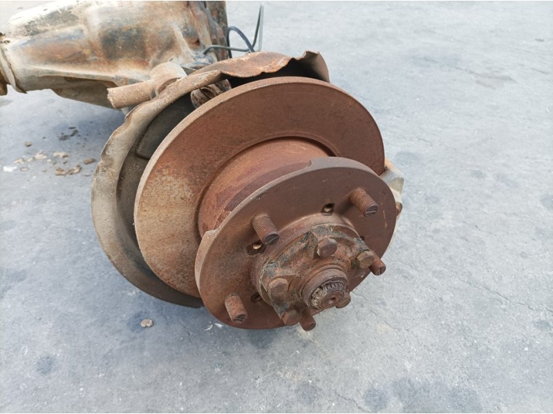 Recambio de puente trasero para land rover defender (ld) 2.5 td5 referencia OEM IAM C08HA004027 1000001414300 DISCO 5 TORN