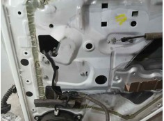 ELEVALUNAS TRASERO DERECHO 82700JD400 