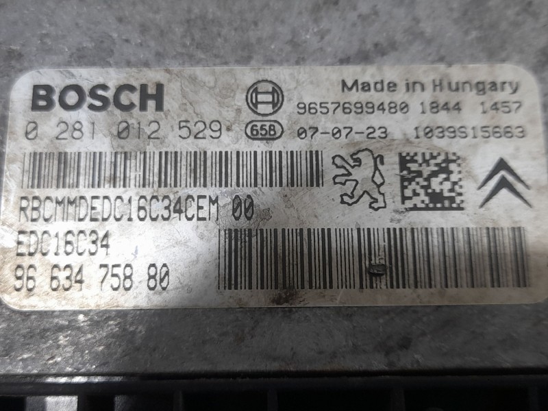 Recambio de centralita motor uce para citroën c3 i (fc_, fn_) 1.4 hdi referencia OEM IAM 9663475880 0281012529 BOSCH