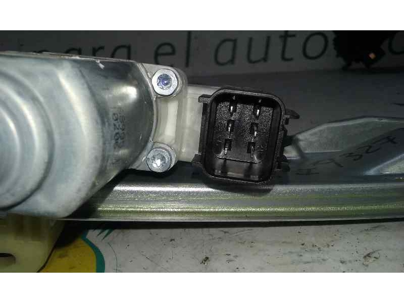 Recambio de elevalunas trasero izquierdo para ford focus lim. (cb8) titanium referencia OEM IAM 1870372  ELECTRICO