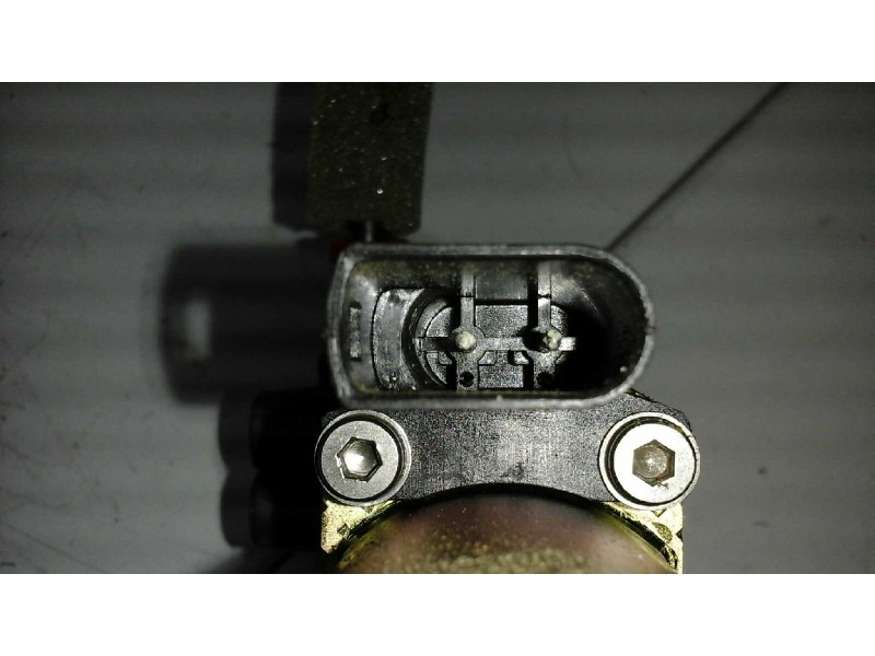 Recambio de elevalunas delantero derecho para ford fiesta (cbk) 1.4 tdci cat referencia OEM IAM  2 PINS ELECTRICO