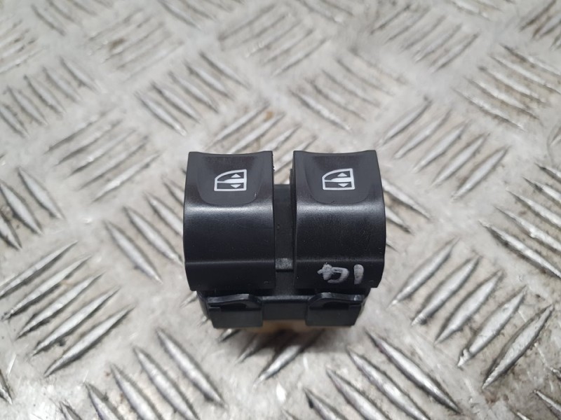 Recambio de mando elevalunas delantero izquierdo para renault zoe zen referencia OEM IAM 254118044R  