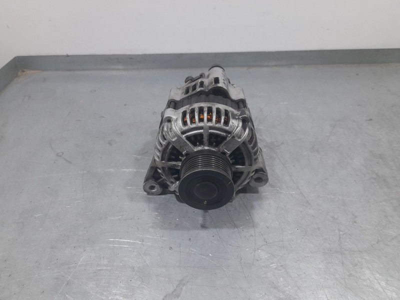 Recambio de alternador para kia cerato i sedán (ld) 2.0 crdi referencia OEM IAM 3730027012 021319112 DENSO