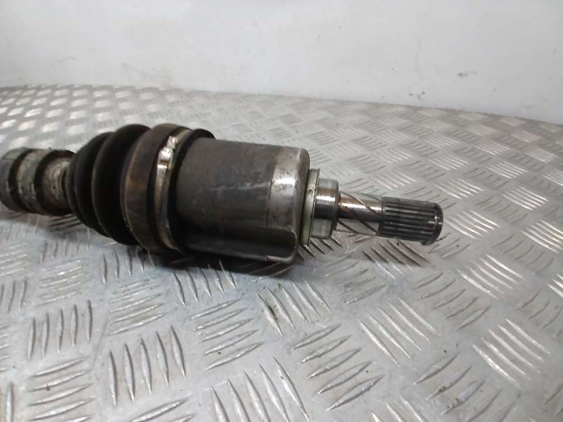 Recambio de transmision delantera izquierda para nissan qashqai (j10) acenta referencia OEM IAM 39101JD02B  